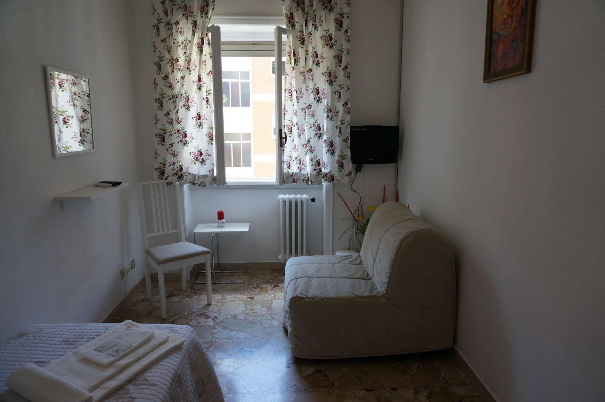Romoletto B&B ภายนอก รูปภาพ