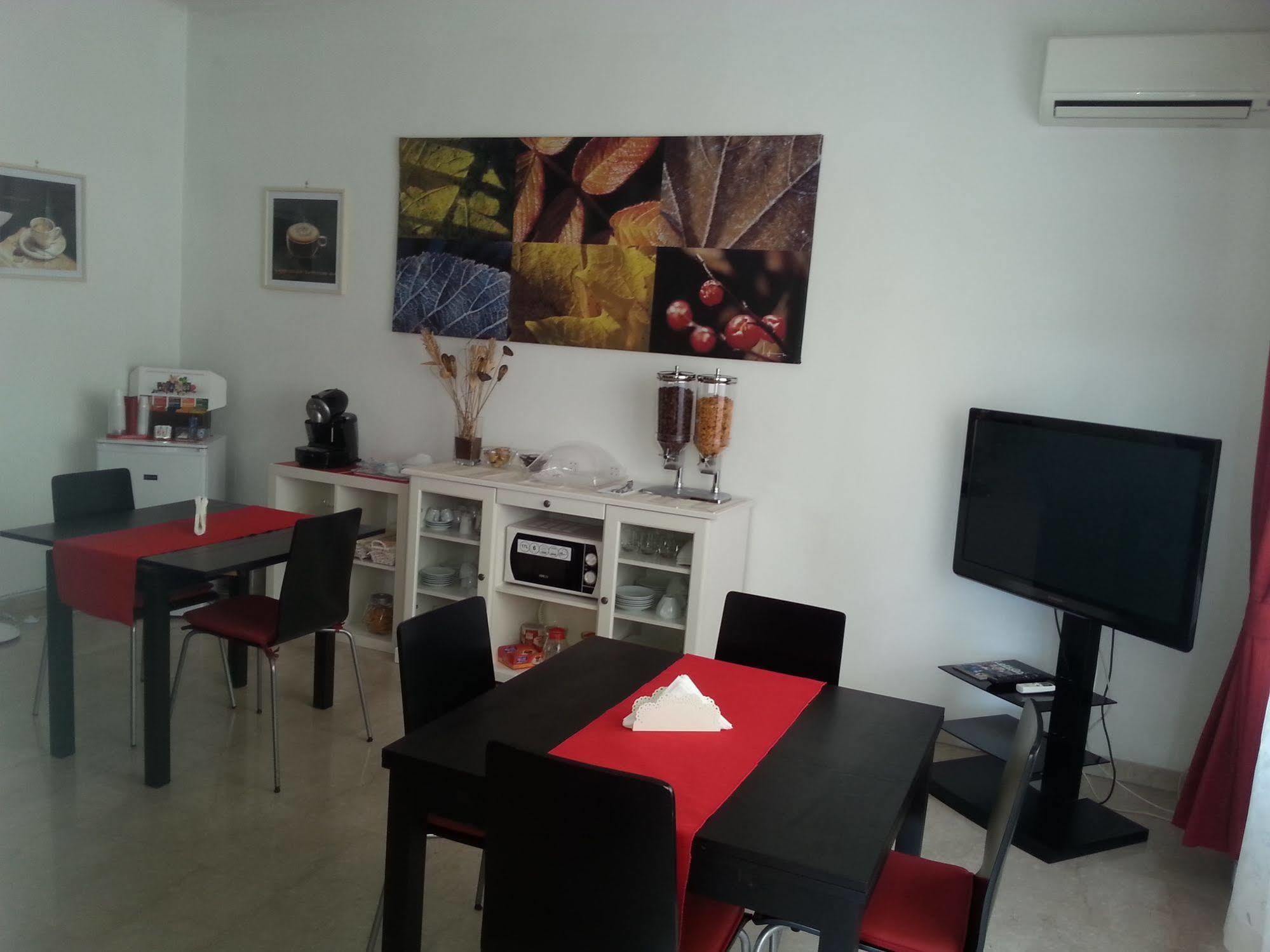 Romoletto B&B ภายนอก รูปภาพ
